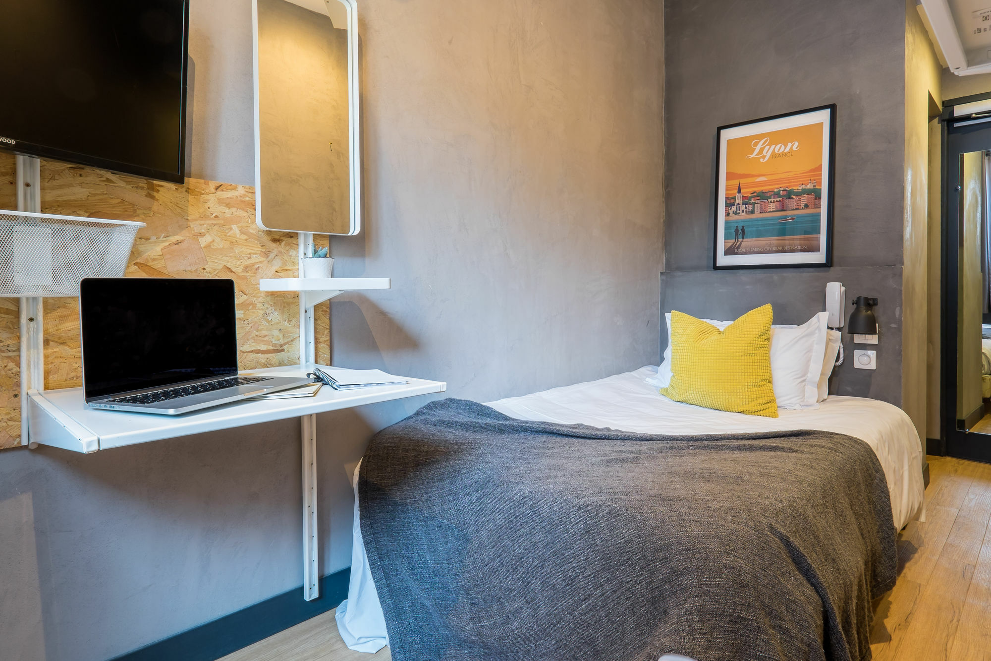 ליון Hotel Taggat מראה חיצוני תמונה